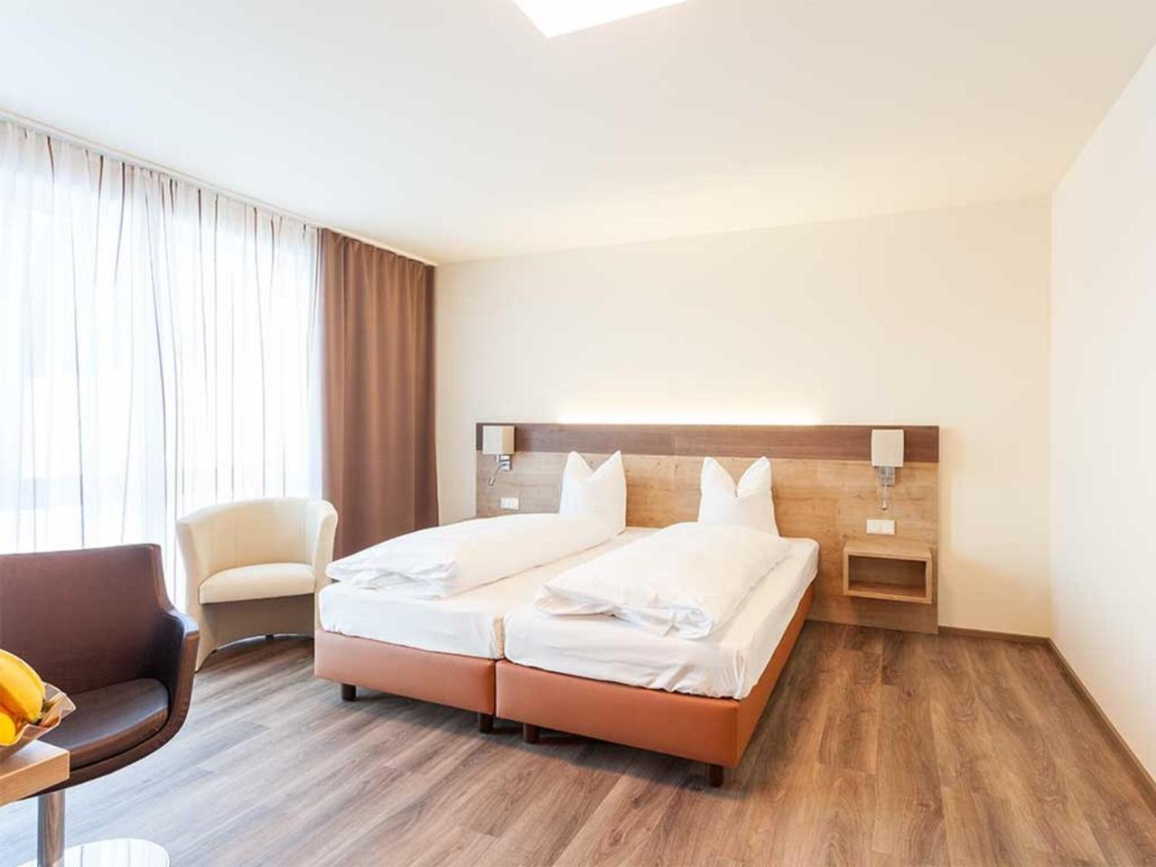 Hotel Alpenblick Kirchschlag bei Linz Exterior photo